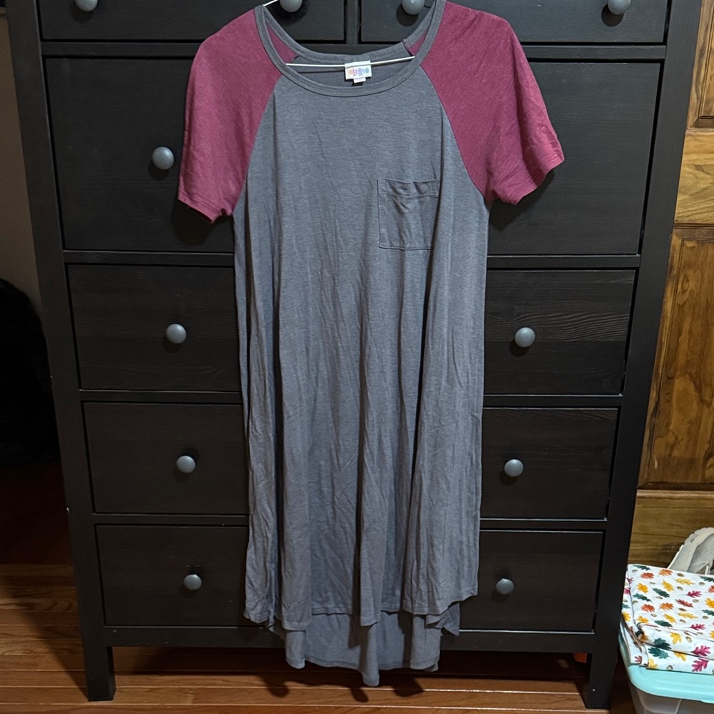 LuLaRoe Gray Top